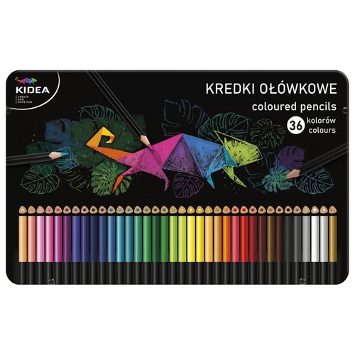 Zestaw 36 kredek ołówkowych marki Kidea. Opakowanie jest czarne, z kolorową grafiką przedstawiającą stylizowane zwierzę origami oraz tropikalne liście. Kredki ułożone są w rzędzie, prezentując pełną gamę barw.