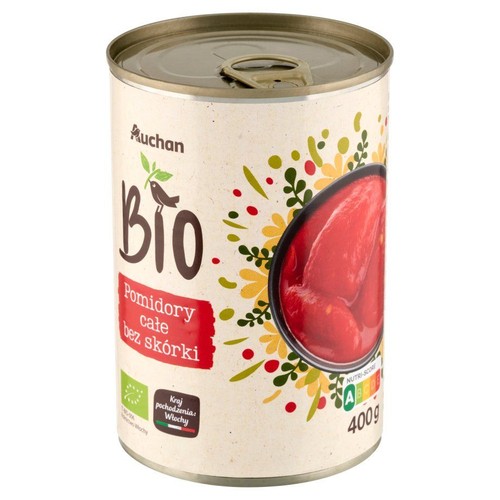 Produkt Auchan BIO: pomidory całe bez skórki w puszce 400g. Na etykiecie widoczny napis "Kraj pochodzenia: Włochy".