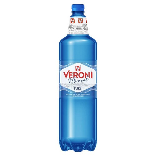 Niebieska butelka PET z naturalną wodą mineralną Veroni Mineral Pure. Produkt niegazowany, o pojemności 1,5 litra. Na etykiecie widnieje czerwone logo Veroni Mineral oraz napis Pure. Butelka ma niebieską zakrętkę.