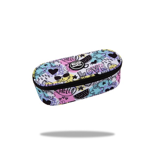 Owalny piórnik CoolPack z kolorowym wzorem w koty, arbuzy, serca i napisy "HELLO", "LOVE".