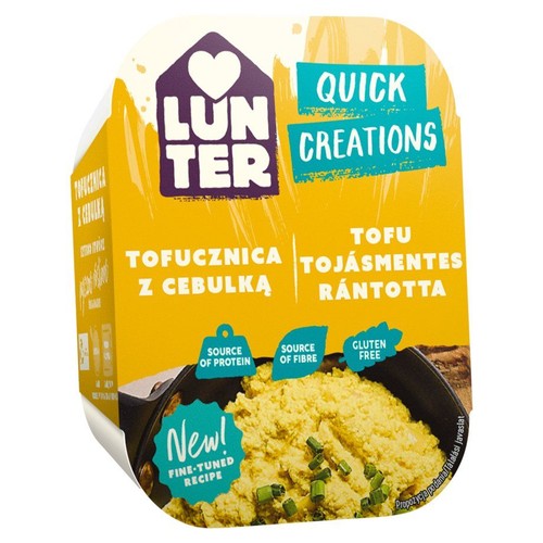 Żółte opakowanie LUNTER Tofu No-Egg Breakfast 190g. Na etykiecie nazwa "Tofucznica z cebulką" i zdjęcie potrawy.