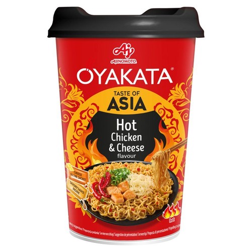 Oyakata Taste of Asia, makaron instant o smaku pikantnego kurczaka z serem. Czerwony kubek z czarną pokrywką.