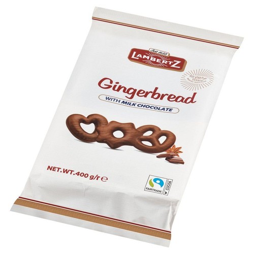 Biała torebka pierniczków Lambertz Gingerbread z mleczną czekoladą, 400 g. Na opakowaniu grafika przedstawiająca pierniczki w kształcie serca i precla, anyż gwiazdkowy oraz wiórki czekoladowe. Widoczne logo Fairtrade.