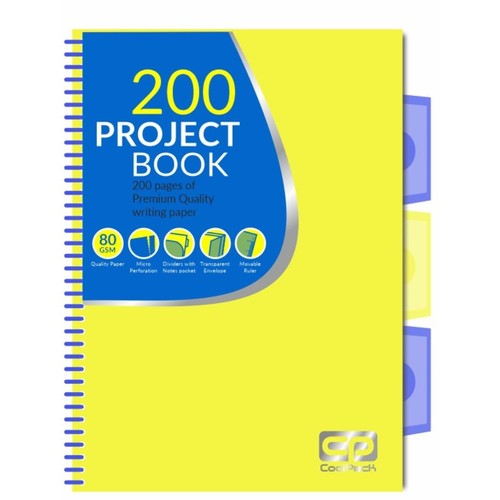 Żółty zeszyt projektowy Cool Pack z niebieską spiralą. Zawiera 200 stron wysokiej jakości papieru 80 g/m². Posiada mikroperforację, przekładki z kieszenią na notatki, przezroczystą kopertę i ruchomą linijkę.