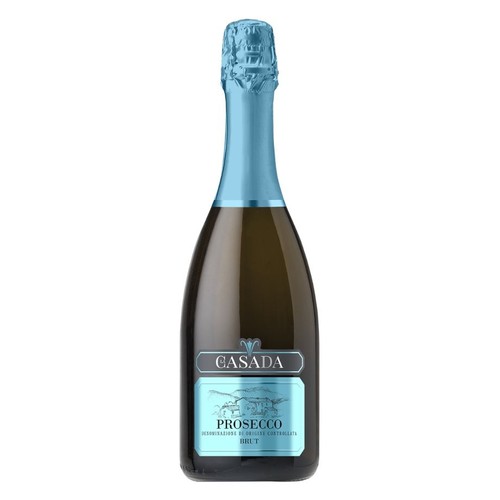 Butelka wina musującego Casada Prosecco Brut. Ma ciemne szkło i jasnoniebieską folię na szyjce. Prostokątna etykieta w tym samym kolorze zawiera nazwę "CASADA" u góry oraz "PROSECCO BRUT" i grafikę krajobrazu.