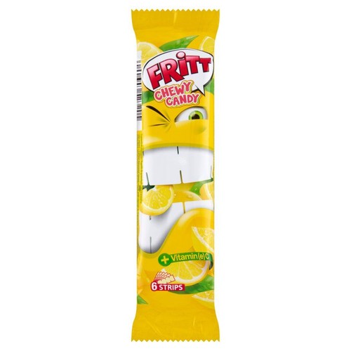 Żółte opakowanie cukierków do żucia Fritt Chewy Candy o smaku cytrynowym. Zawiera 6 pasków i witaminę C.