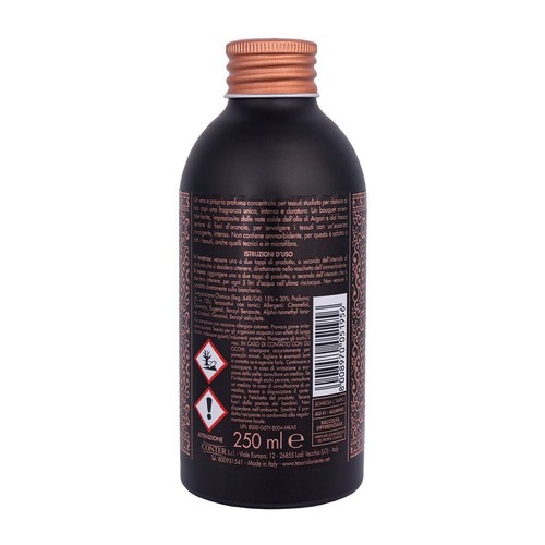 Czarna butelka z miedzianą zakrętką, 250 ml. Koncentrat zapachowy do tkanin z olejkiem arganowym i kwiatem pomarańczy.
