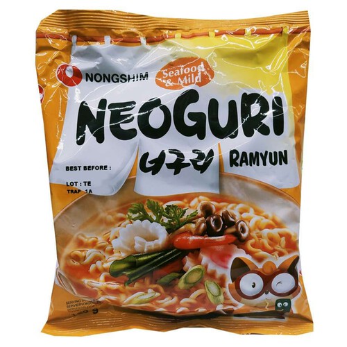 Zupa instant owoce morza łagodna Nongshim 750 ml