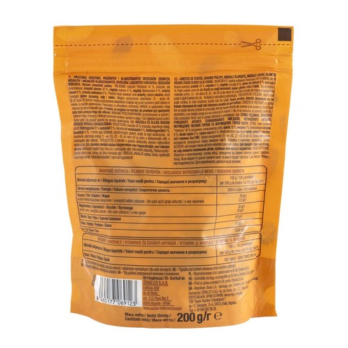 Tylna strona pomarańczowo-brązowej, elastycznej torebki stojącej z produktem spożywczym. Widoczna szczegółowa tabela wartości odżywczych, lista składników w kilku językach, kod kreskowy oraz wyraźnie oznaczona masa netto 200g. 