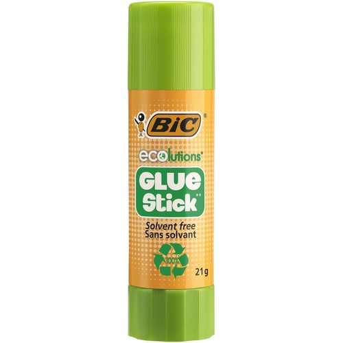 Klej w sztyfcie BIC Ecolutions Glue Stick o wadze 21g. Opakowanie w kolorze zielonym i pomarańczowym z białymi kropkami. Produkt jest bez rozpuszczalników i posiada symbol recyklingu 100%.