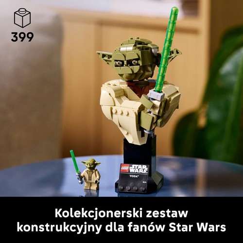 Produkt LEGO Star Wars: popiersie Yody z zielonym mieczem świetlnym, wykonane z klocków. Obok popiersia znajduje się mała figurka Yody oraz czarna tabliczka z napisem "LEGO Star Wars YODA". Cały zestaw konstrukcyjny składa się z 399 elementów.