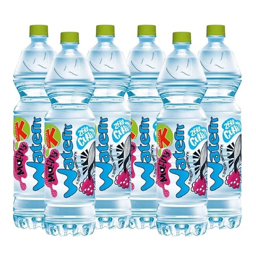Woda smakowa o smaku malinowym Water  Kubuś Water 6 x 1,5 l