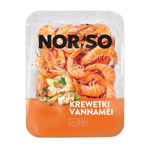 Produkt Norso: Krewetki Vannamei w opakowaniu. W górnej części widoczne są ugotowane krewetki. Dolna, pomarańczowa część etykiety zawiera nazwę produktu oraz hasła "bez antybiotyków" i "apetyczna świeżość smaku".