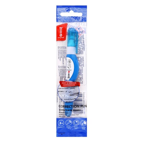 Produkt: korektor w pisaku me&me original w kolorze niebieskim. Opakowanie blistrowe z zawieszką. Na opakowaniu informacje o pojemności 3ml, metalowej końcówce, szybkim schnięciu i mini rozmiarze.