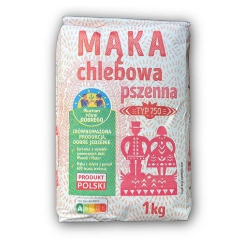 Opakowanie mąki pszennej chlebowej TYP 750 o wadze 1 kg. Produkt Polski, marki Auchan Pewni Dobrego. Zboże z Warmii i Mazur, zrównoważona produkcja.