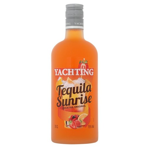 Butelka YACHTING Tequila Sunrise, oryginalnego koktajlu o pojemności 700 ml. Zawiera 15% alkoholu. Na etykiecie widnieje grafika orzeźwiającego koktajlu z lodem, kawałkami pomarańczy, truskawkami i innymi owocami.