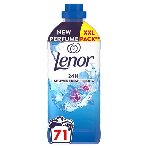 Płyn do płukania Lenor, Nowy Zapachowy Zestaw, XXL, 71 prań. Butelka z niebieską nakrętką i grafiką kwiatów.