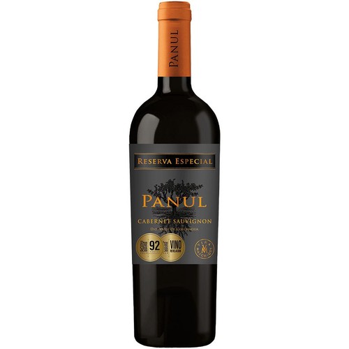 Butelka czerwonego wina Panul Rezerwa Specjalna Cabernet Sauvignon z Doliny Colchagua. Etykieta z drzewem i oceną 92 punkty.