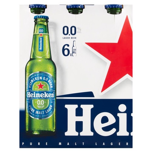 Heineken 0.0 Piwo Lager, opakowanie 6 butelek po 330 ml. Zielona butelka z biało-zieloną etykietą i czerwoną gwiazdą.