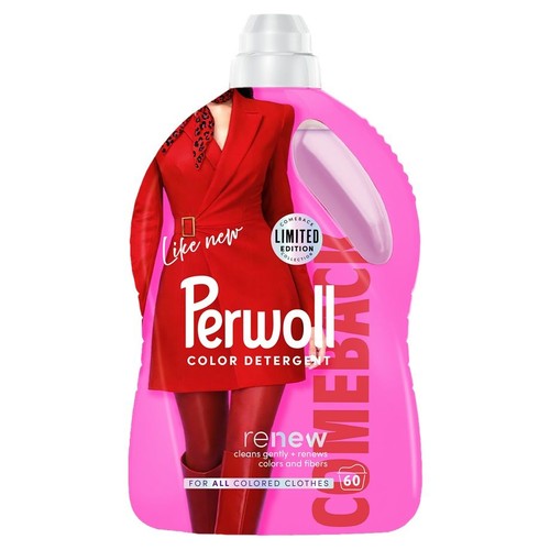 Perwoll Color Detergent Renew w różowej butelce. Odnawia kolory i włókna, do 60 prań. Z grafiką osoby w czerwieni.