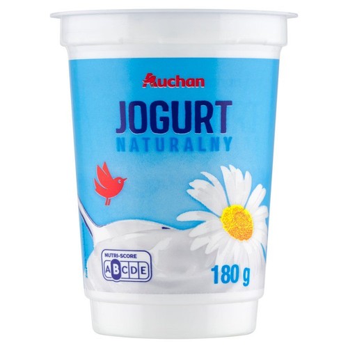 Opakowanie jogurtu naturalnego Auchan, 180 g. Biały kubek z niebieską etykietą, grafiką stokrotki i ptaka.