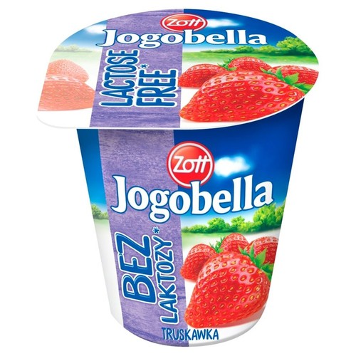 Kubek jogurtu Zott Jogobella Truskawka, bez laktozy. Na opakowaniu widoczne truskawki.