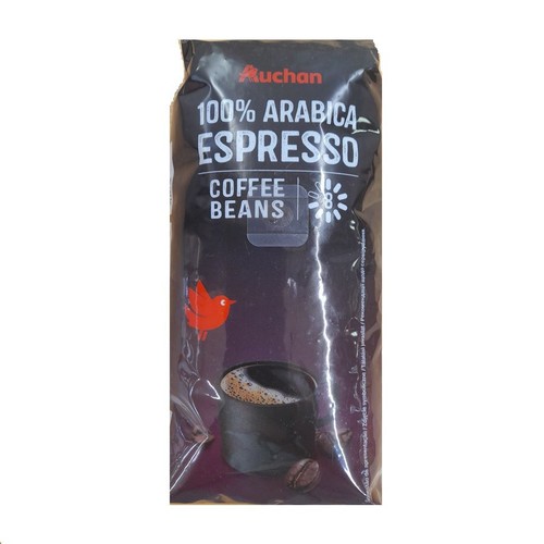Kawa ziarnista Auchan 100% Arabica Espresso w ciemnej torebce. Z przodu grafika kawy i ziarna.