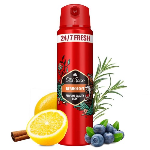 Czerwony dezodorant Old Spice Bearglove w sprayu, z grafiką niedźwiedzia. Obok cytryna, cynamon, rozmaryn i borówki.