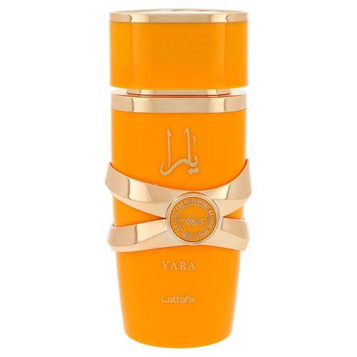 Pomarańczowy flakon wody perfumowanej Yara Lattafa, 100 ml. Posiada złotą nakrętkę i szeroki, złoty pas oplatający butelkę, z centralnym okrągłym medalionem. Na medalionie widnieje tekst "Eau de Parfum Natural Spray".