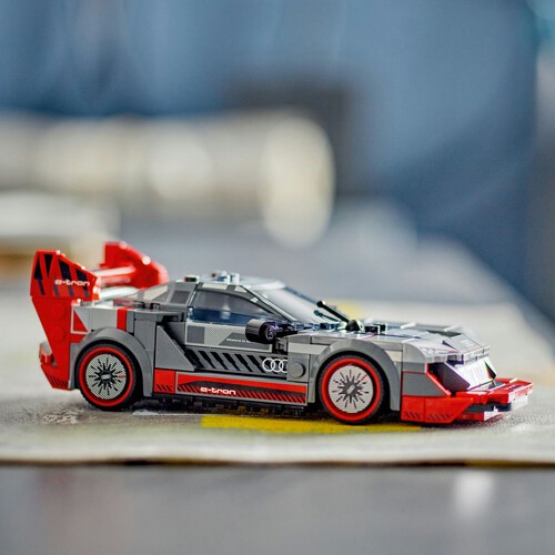 Speed Champions Wyścigowe Audi S1 E-tron Quattro 76921 LEGO 1 sztuka