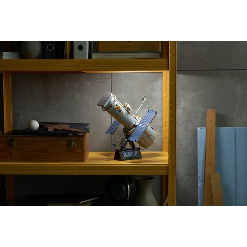 Icons Kosmiczny Teleskop Hubble’a 11382 LEGO 1 sztuka