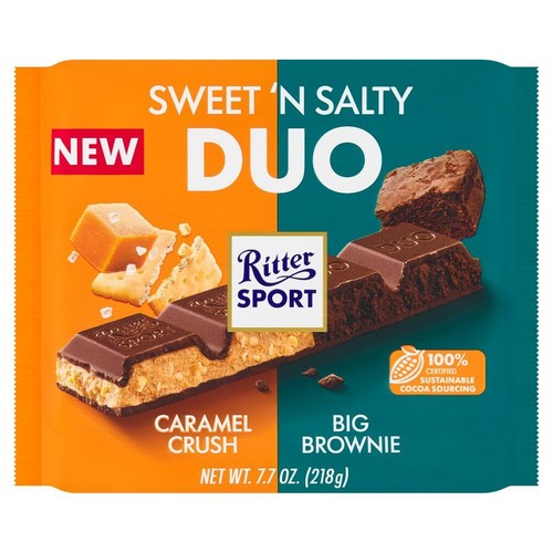 Nowy baton Ritter Sport DUO Słodko-słone w opakowaniu 218g. Składa się z dwóch części: Karmelowy Chrup z chrupiącymi kawałkami karmelu i Duże Brownie z kawałkami ciasta. Produkt z 100% certyfikowanego, zrównoważonego kakao.