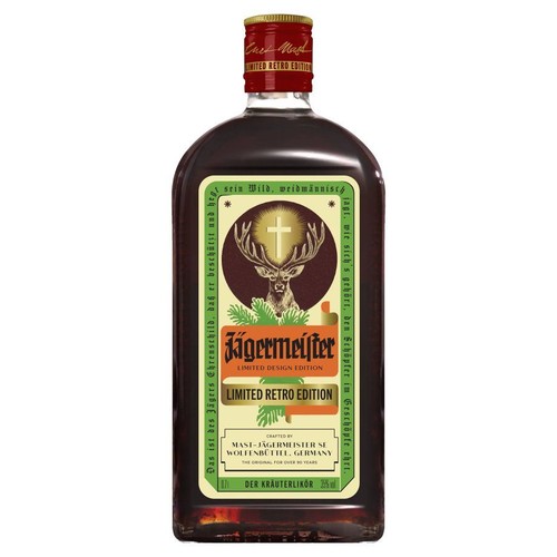 Jägermeister Limited Retro Edition, butelka 700 ml likieru ziołowego (Kräuterlikör) o zawartości 35% alkoholu. Etykieta w stylu retro przedstawia jelenia z krzyżem, nazwę produktu i informację o produkcji w Niemczech. Czerwona zakrętka.