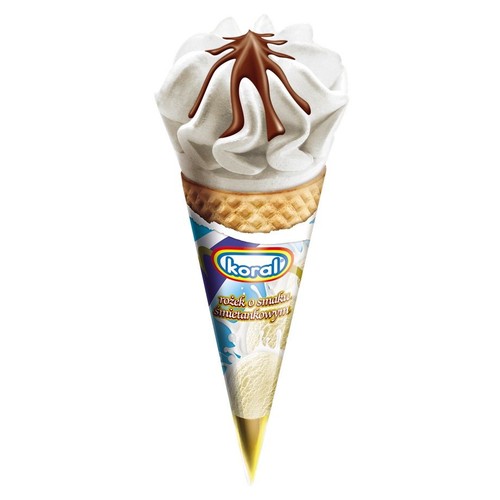 Rożek lodowy Koral o smaku śmietankowym, pojemność 110 ml. Białe, puszyste lody w chrupiącym wafelku, udekorowane nieregularną, brązową polewą czekoladową. Na opakowaniu widoczne logo Koral i nazwa produktu.