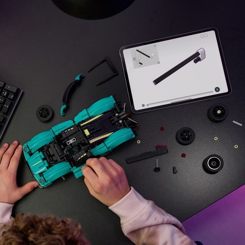 Technic Aston Martin Valkyrie 42208 LEGO 1 sztuka