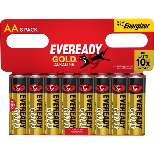 Zestaw 8 baterii alkalicznych Eveready Gold AA w czerwono-żółtym opakowaniu. Na opakowaniu widnieje informacja 'Nowość od Energizer' oraz 'Działają do 10 razy dłużej'. Każda bateria jest złoto-czarna z logo Eveready Gold.