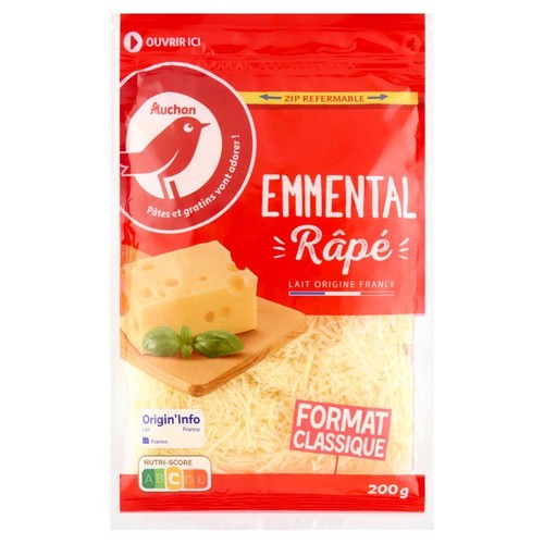 Opakowanie 200g startego sera Emmental marki Auchan. Widoczny kawałek sera i starty ser. Zamykane opakowanie.