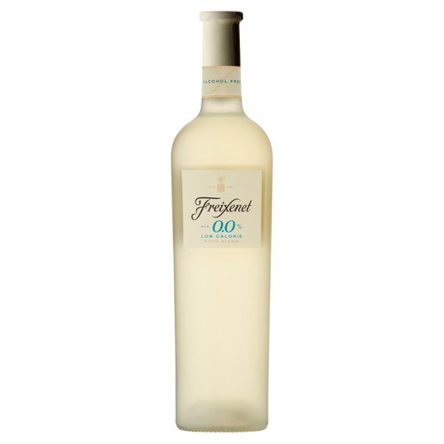 Butelka bezalkoholowego napoju Freixenet 0.0% Low Calorie White Blend. Etykieta w jasnych barwach zawiera logo Freixenet, oznaczenie 0.0% oraz informację o niskiej kaloryczności i białej mieszance. Produkt jest bezalkoholowy.