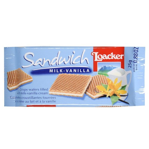 Opakowanie wafli Loacker Sandwich Milk-Vanilla, 25g. Widoczne wafle z kremem mleczno-waniliowym.