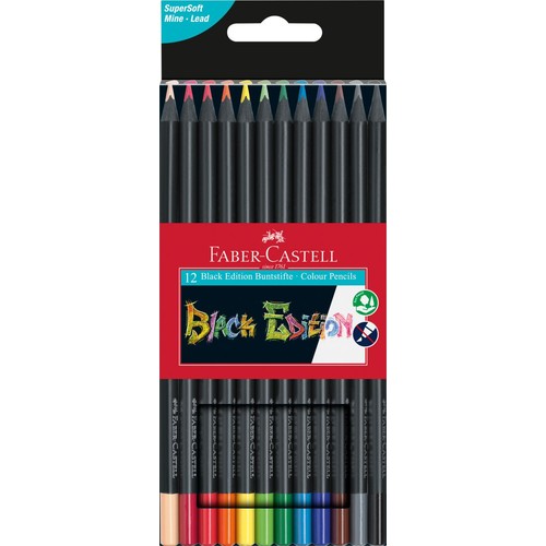 Zestaw 12 kredek Faber-Castell Black Edition w czarno-czerwonym opakowaniu. Kredki mają czarne korpusy i kolorowe końcówki, widoczne są zarówno zaostrzone wkłady, jak i końce kredek. Opakowanie informuje o supermiękkim wkładzie.