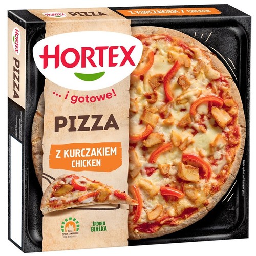 Opakowanie pizzy Hortex z kurczakiem. Na pudełku grafika gotowej pizzy z kawałkami kurczaka, papryką i serem.