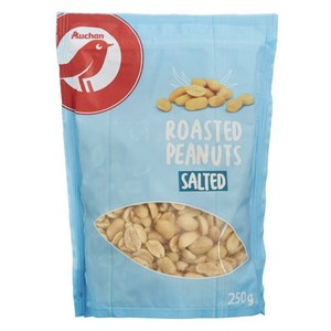 Orzeszki ziemne prażone, solone Auchan 250 g