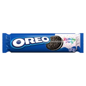 Ciastka kakaowe z nadzieniem o smaku waniliowym Birthday Party Oreo 154 g