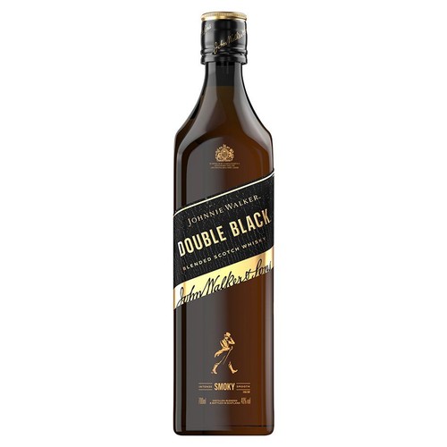 Butelka Johnnie Walker Double Black, szkockiej whisky mieszanej, o pojemności 700ml i zawartości 40% alkoholu. Etykieta w kolorze czarnym ze złotymi napisami, w tym "Intensywnie dymny". Butelka ma ciemny kolor.