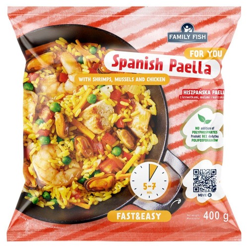 Family Fish Spanish Paella 400g. Opakowanie z czerwono-białymi paskami. Na froncie duża grafika paelli z krewetkami, mulami i kurczakiem, gotowej w 5-7 minut. Bez dodatku polifosforanów.