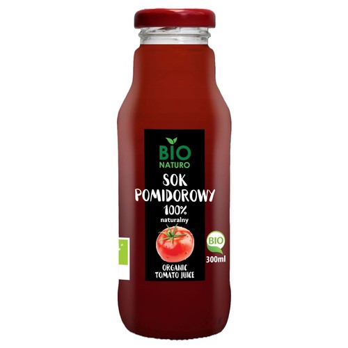Butelka 300ml organicznego soku pomidorowego marki BIO NATURO. Posiada czerwoną zakrętkę i czarną etykietę z zielonym logo BIO. Na etykiecie znajduje się biały napis "SOK POMIDOROWY 100% naturalny" oraz ilustracja dojrzałego pomidora.