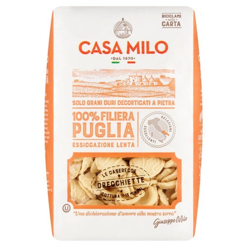 Opakowanie makaronu Orecchiette Casa Milo 500g. Makaron z pszenicy durum, 100% z Apulii, suszony powoli. Na opakowaniu widoczne okienko z makaronem i logo Casa Milo. Czas gotowania 11-13 minut.