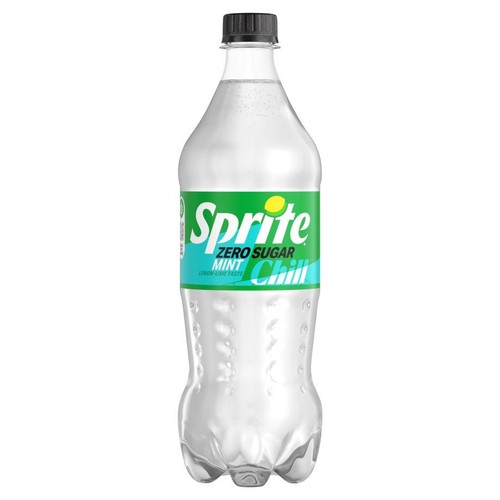Przezroczysta plastikowa butelka napoju gazowanego Sprite Zero Sugar Mint Chill z czarną zakrętką. Na zielono-niebieskiej etykiecie widnieje logo Sprite, informacja o braku cukru oraz smaku mięty i cytryny-limonki.