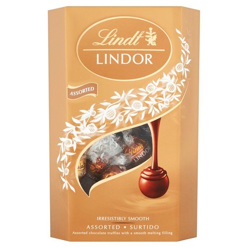 Praliny Lindor  mix smaków w białej, gorzkiej i mlecznej czekoladzie Lindt 337 g