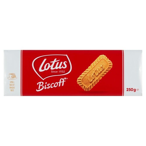 Ciastka Lotus Biscoff w czerwono-białym opakowaniu 250g. Na etykiecie grafika ciastka i nazwa produktu.